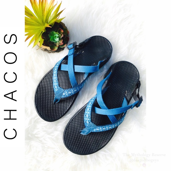 chacos hipthong